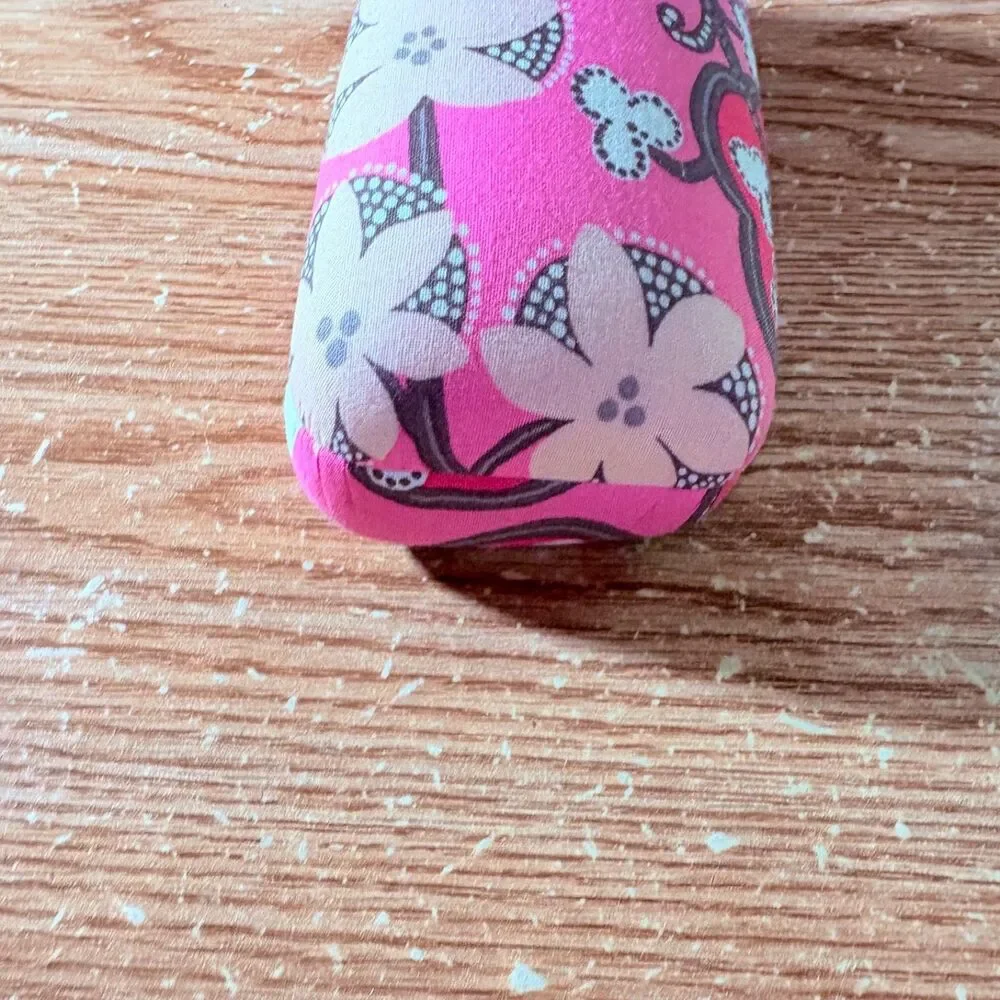 Retired Vera Bradley Hard Eyeglass Clam Case Blush Pink Pattern large